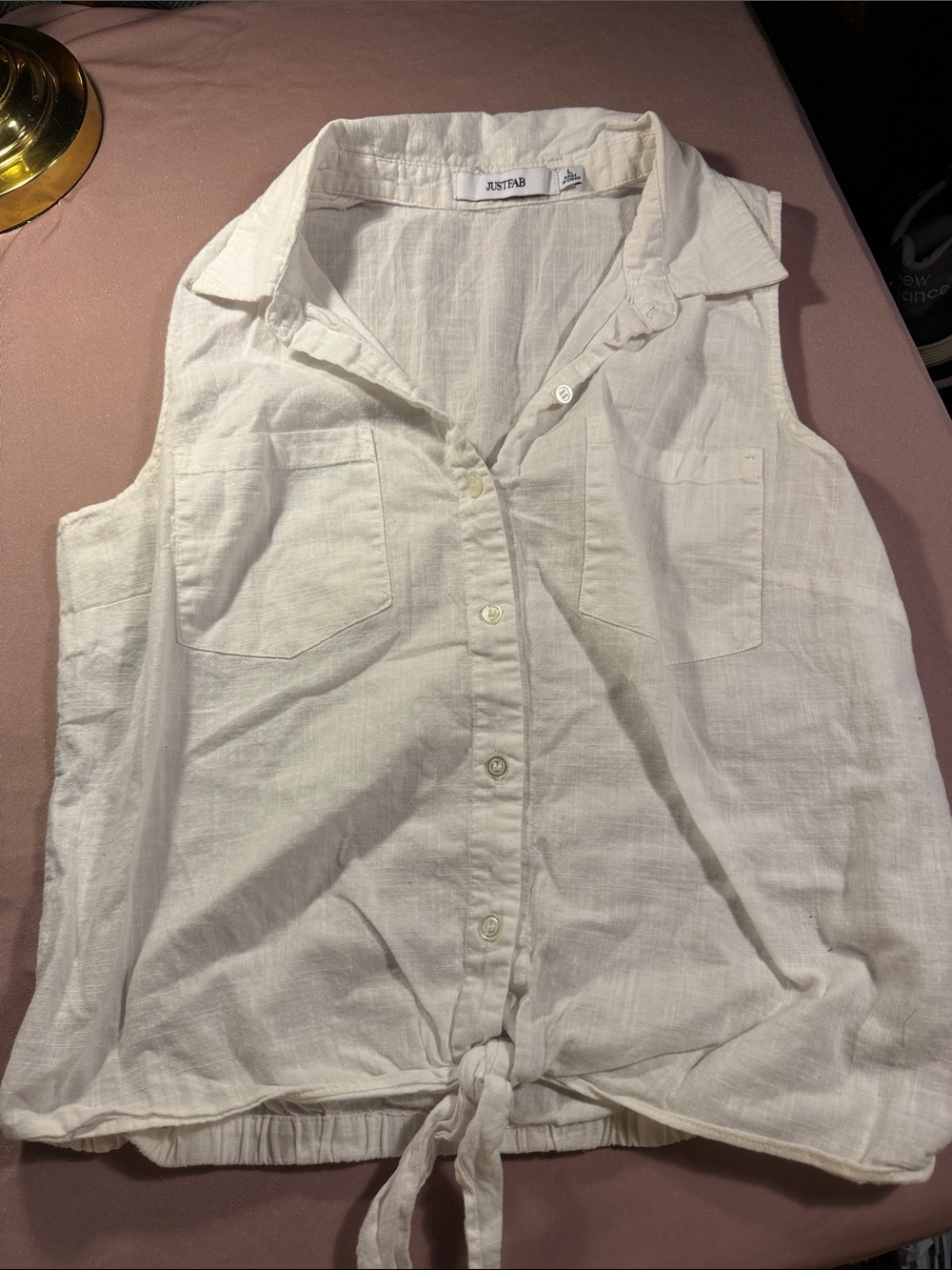 JustFab White Sleeveless Tie-Hem Button Front Camisole